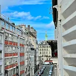Studio parisien lumineux à Bastille